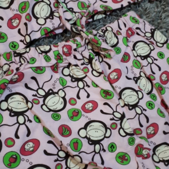 Flannel pjs - Picture 3 of 6